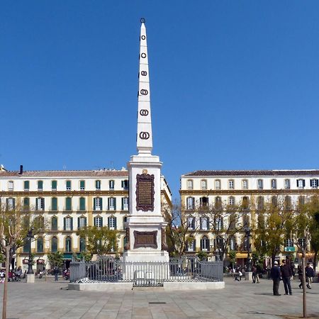 Lyrioshomes Apartamentos Los Treboles Malaga Luaran gambar