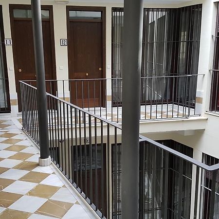 Lyrioshomes Apartamentos Los Treboles Malaga Luaran gambar