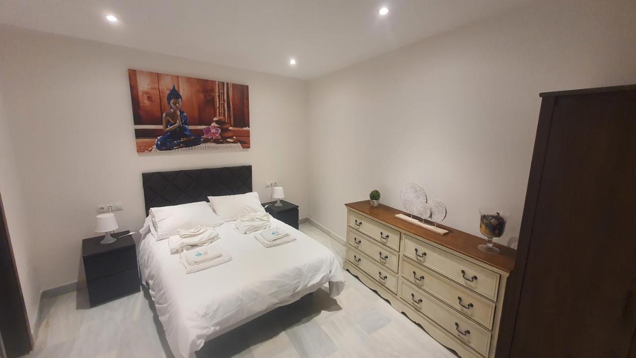 Lyrioshomes Apartamentos Los Treboles Malaga Luaran gambar