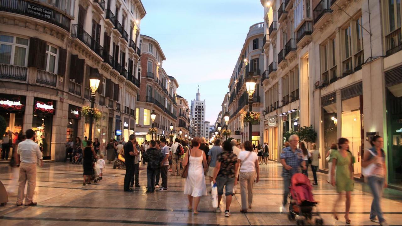 Lyrioshomes Apartamentos Los Treboles Malaga Luaran gambar